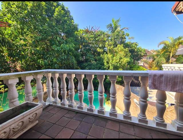 4 BEDROOM TOWNHOUSE FOR SALE IN MUSGRAVE